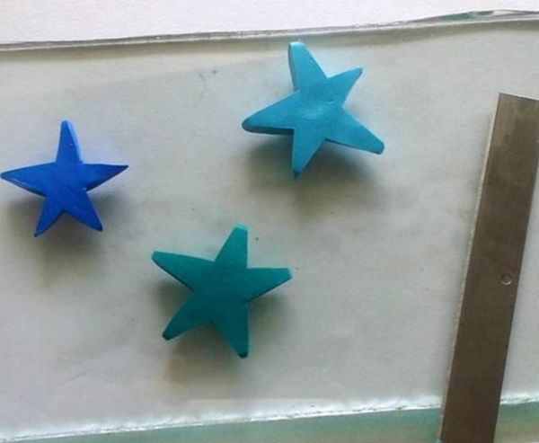 Как изготовить декоративную баночку, украшенную фигурками из полимерной глины в виде морских звезд