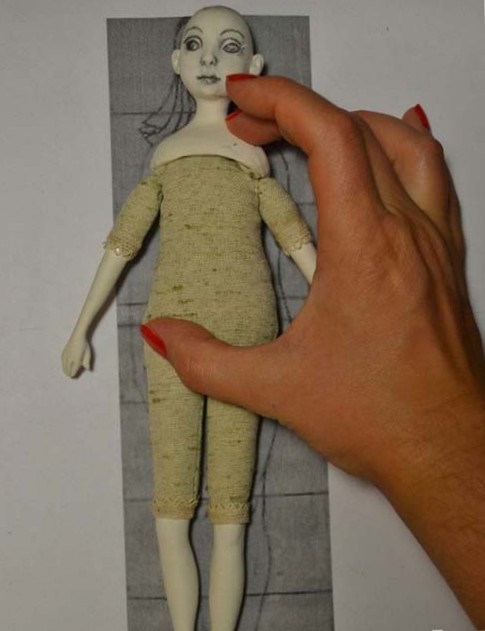 Как сшить платье для куклы из полимерной глины