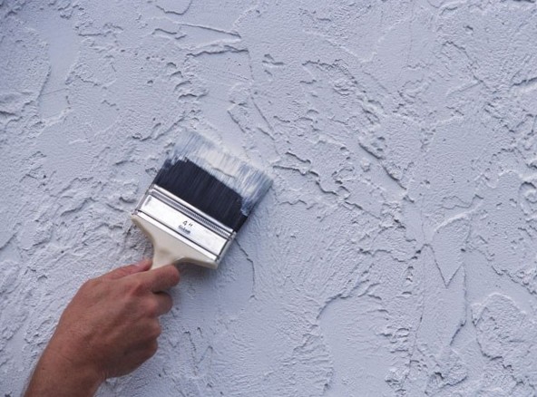 Как покрасить рельефную стену