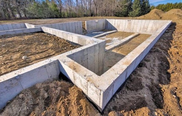 Какие строительные материалы нужны для фундамента дома: бетон, песок, дерево, арматура, утеплители - применение, описание, свойства
