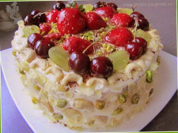 Рецепт творожно-сливочного торта с клубникой