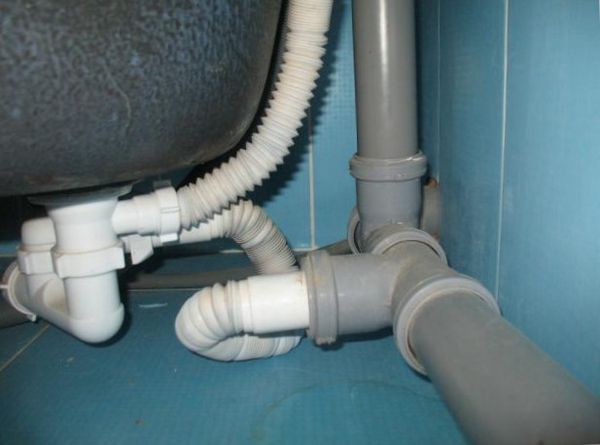 Виды ПВХ-труб для канализации. Рекомендации по монтажу канализационных труб