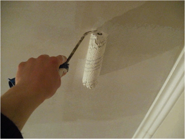 Как перекрасить потолок