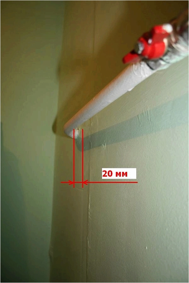 Приклеить пластиковые панели в ванной. На что приклеить панели ПВХ. Наклеивание панелей ПВХ на стену. Приклеить панели ПВХ К стене. Клей для ПВХ панелей.