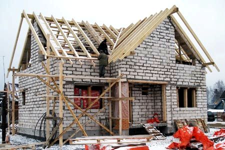 Как перестроить деревенский дом